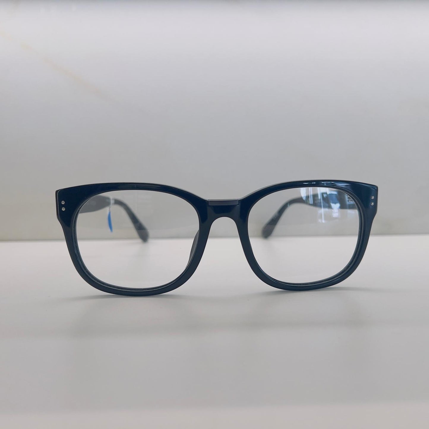 Linda Farrow - Cedric