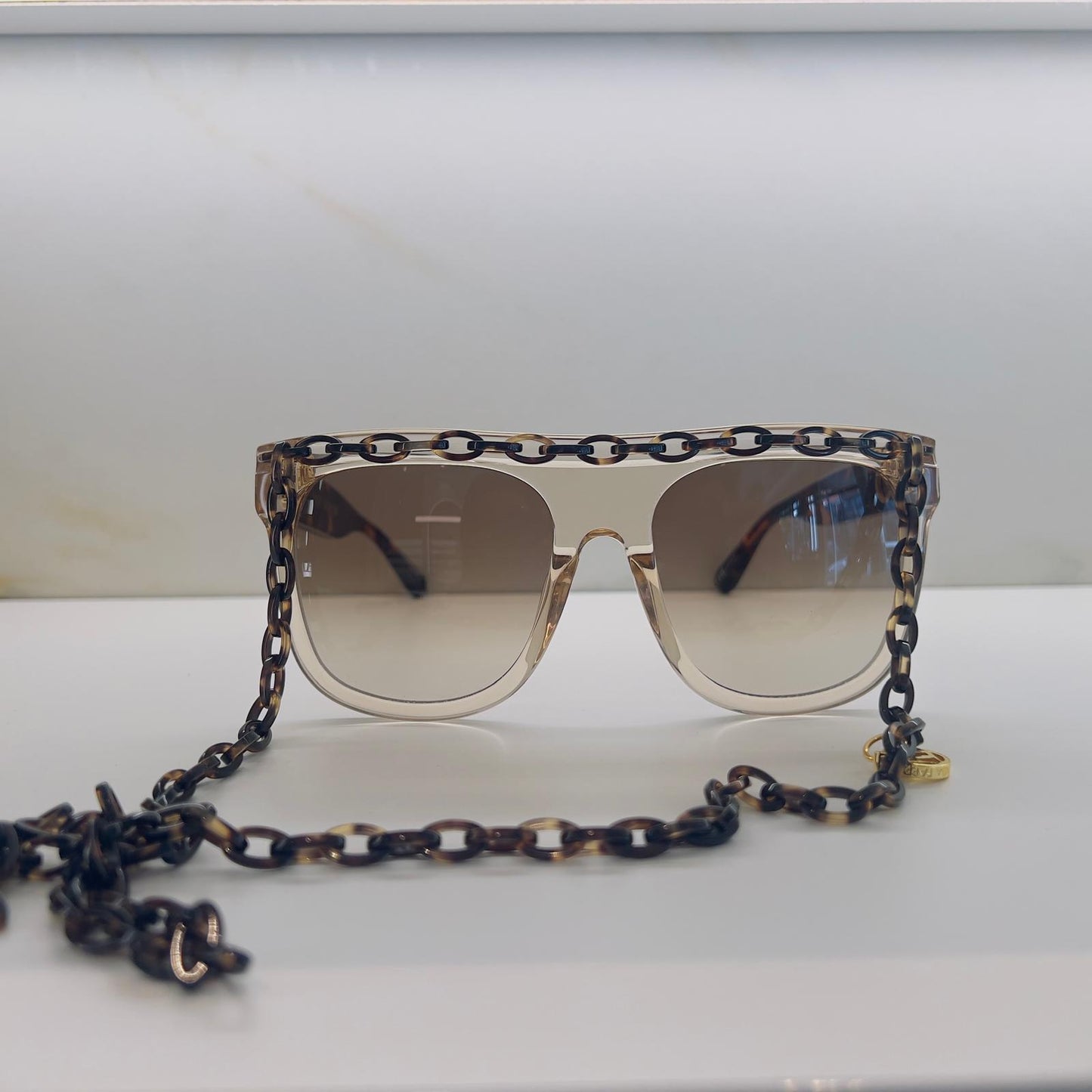 Linda Farrow - Dakota Sun