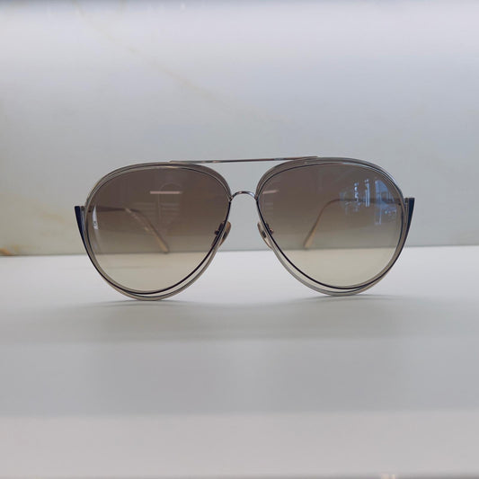 Linda Farrow - Francisco Sun