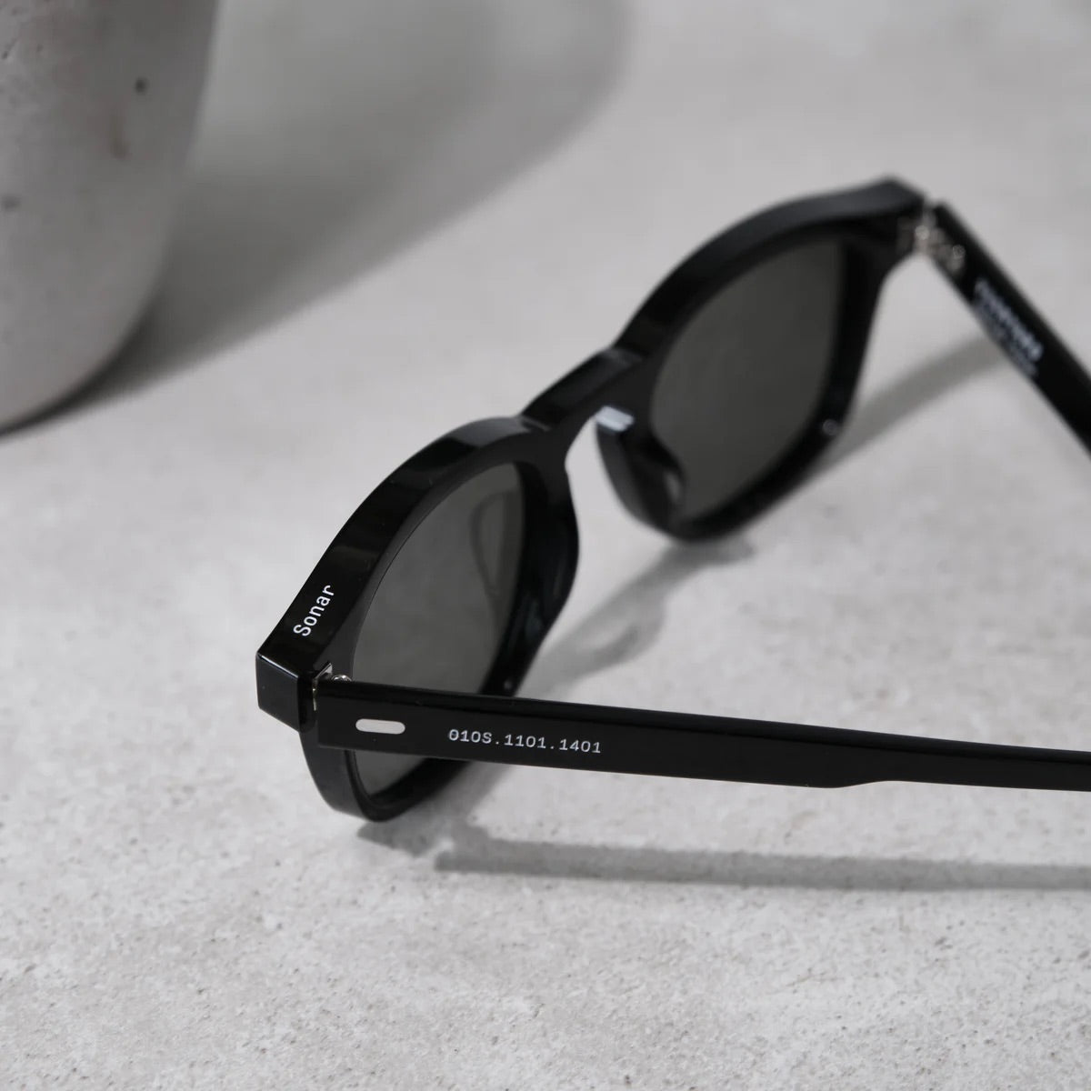 Vaanyard - Sonar Sun